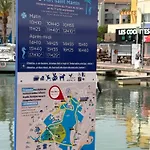 T2 50m2 Belle Vue Calme Centre Port Parking Apartmán *